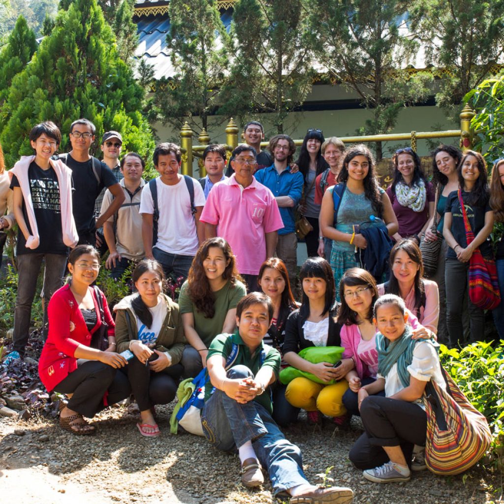 Alumni network gathering